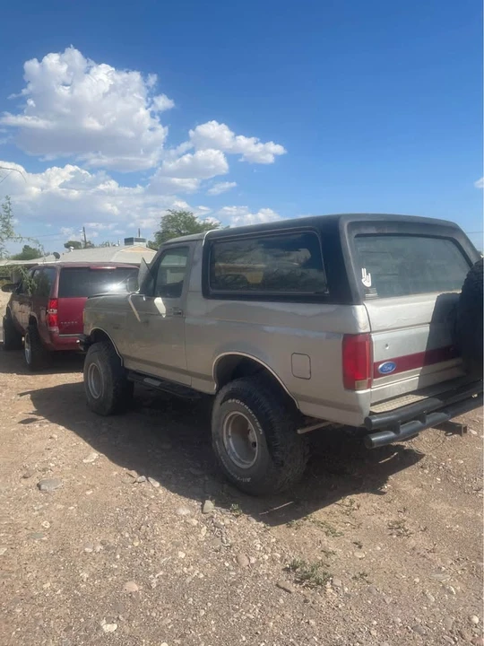 1991 Ford Bronco 4th Gen - Image 2 of 5