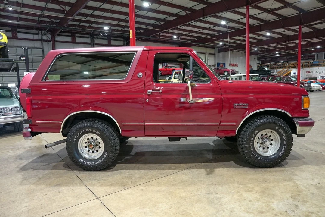 1991 Ford Bronco 4th Gen - Image 25 of 31