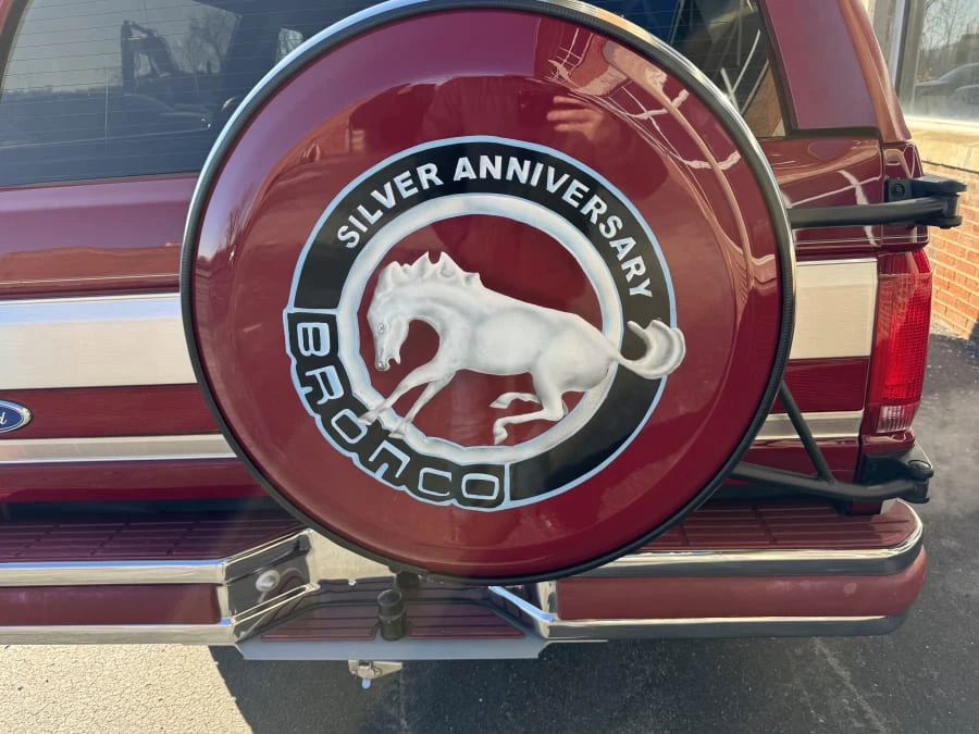 1991 Ford Bronco 4th Gen - Image 4 of 13