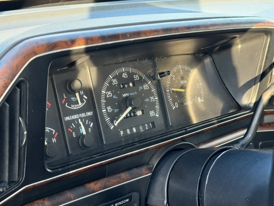 1991 Ford Bronco 4th Gen - Image 9 of 13