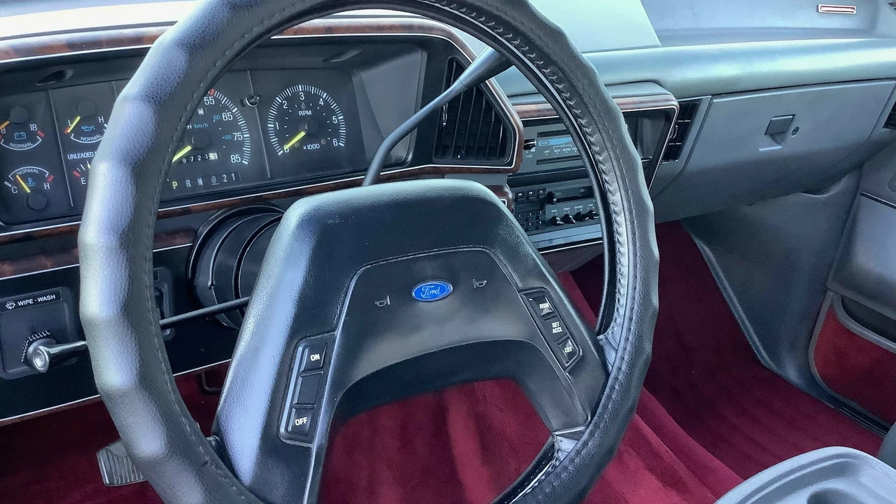 1991 Ford Bronco 4th Gen - Image 7 of 29