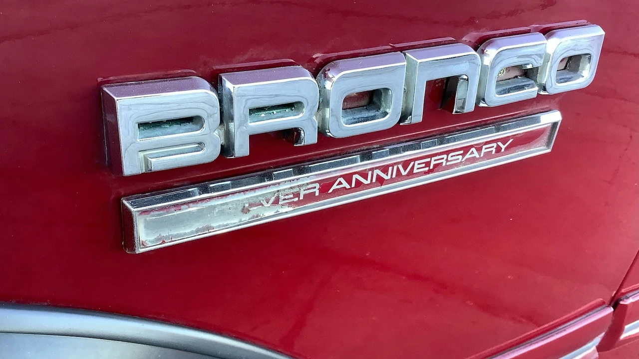 1991 Ford Bronco 4th Gen - Image 16 of 29