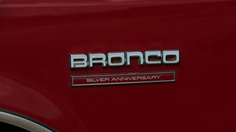 1991 Ford Bronco 4th Gen - Image 10 of 24