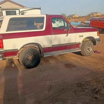 1991 Ford Bronco XLT