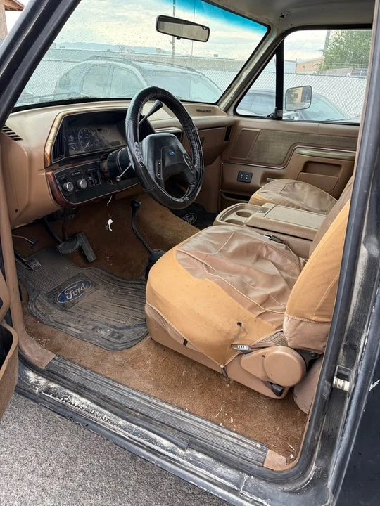 1991 Ford Bronco 4th Gen - Image 9 of 13