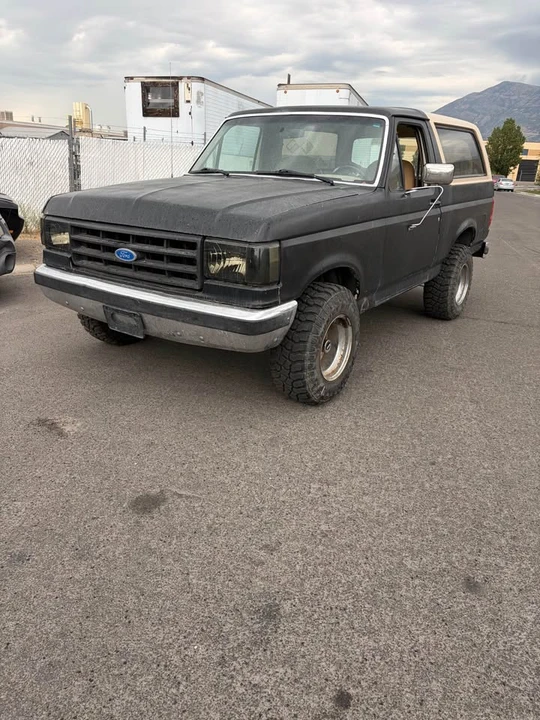 1991 Ford Bronco 4th Gen - Image 2 of 13