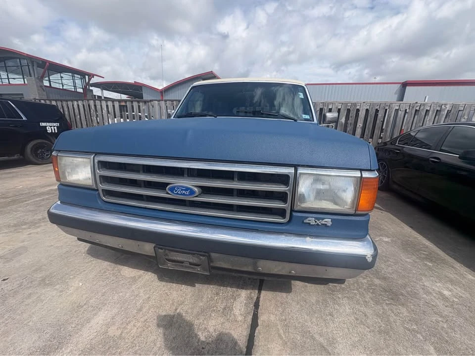1991 Ford Bronco 4th Gen - Image 5 of 12