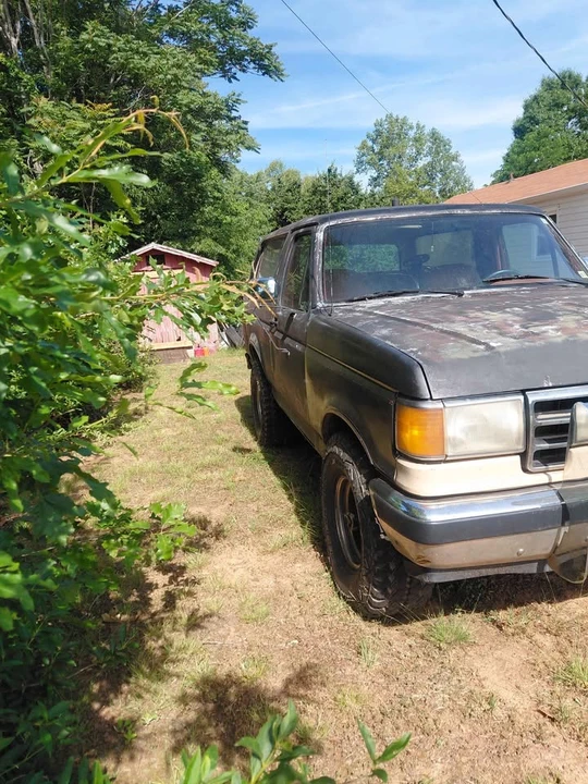 1991 Ford Bronco 4th Gen - Image 2 of 7