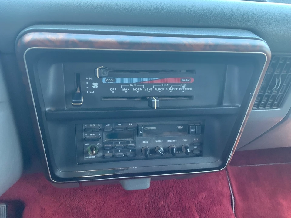 1991 Ford Bronco 4th Gen - Image 14 of 31