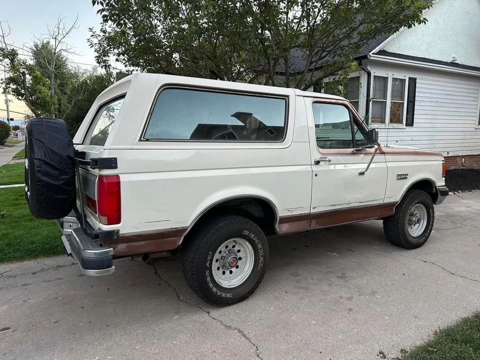 1991 Ford Bronco 4th Gen - Image 4 of 12