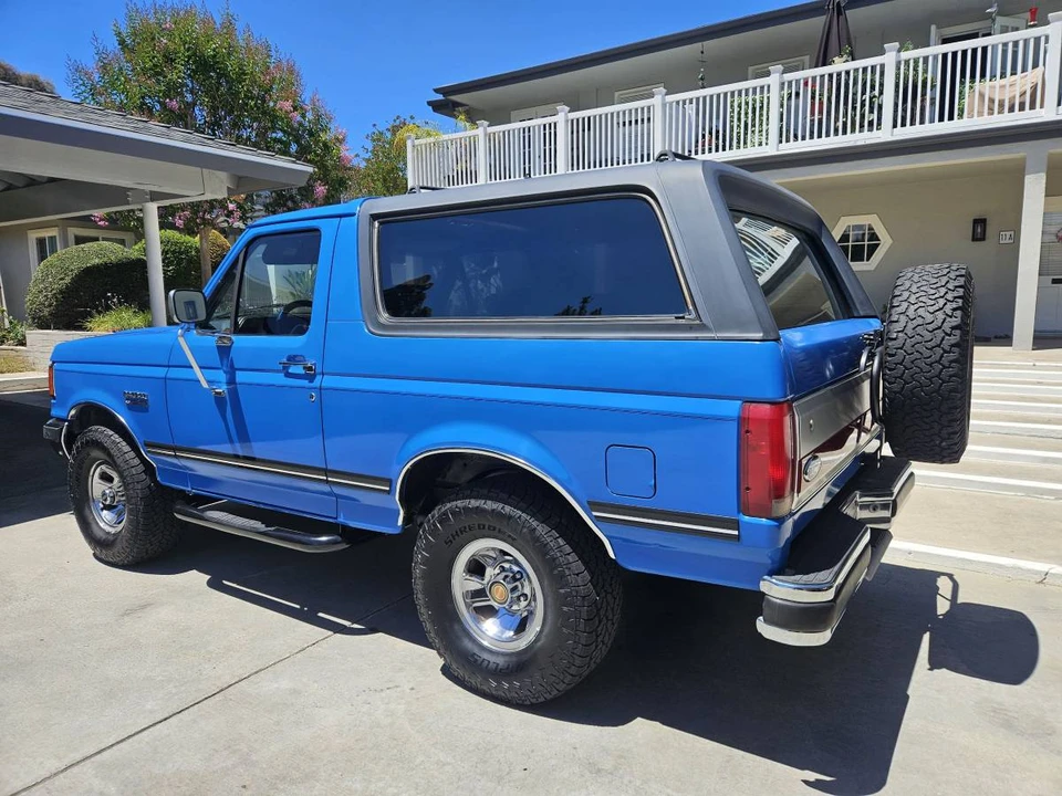 1991 Ford Bronco 4th Gen - Image 3 of 15