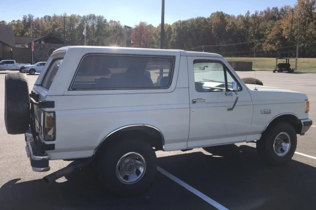 1991 Ford Bronco 4th Gen - Image 2 of 7