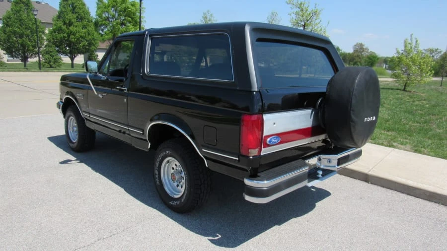 1991 Ford Bronco 4th Gen - Image 3 of 8