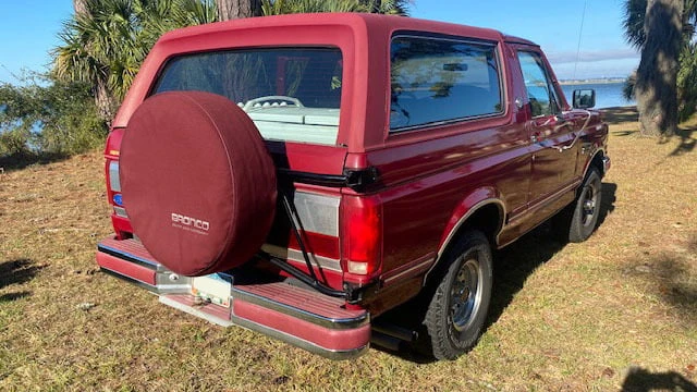 1991 Ford Bronco 4th Gen - Image 3 of 7