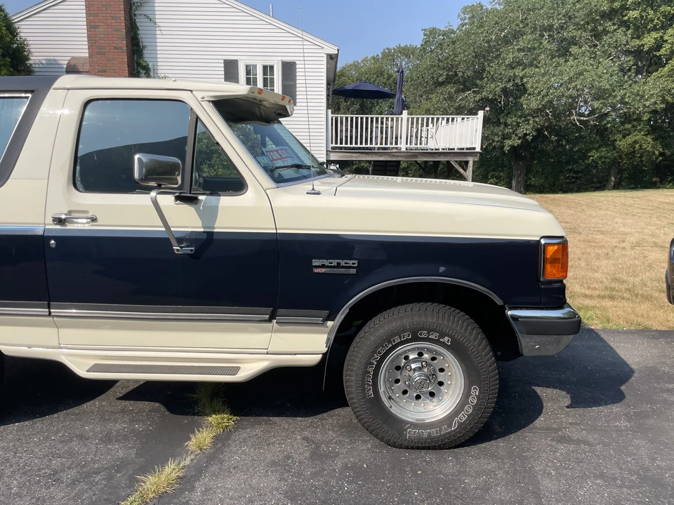 1991 Ford Bronco 4th Gen - Image 10 of 31