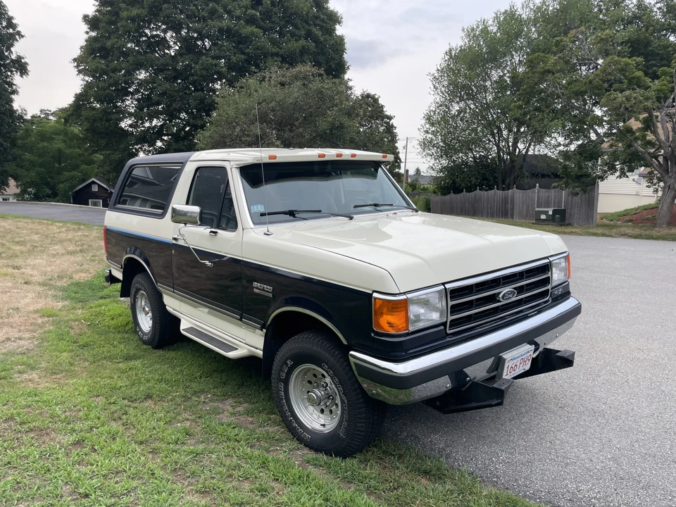 1991 Ford Bronco 4th Gen - Image 2 of 31