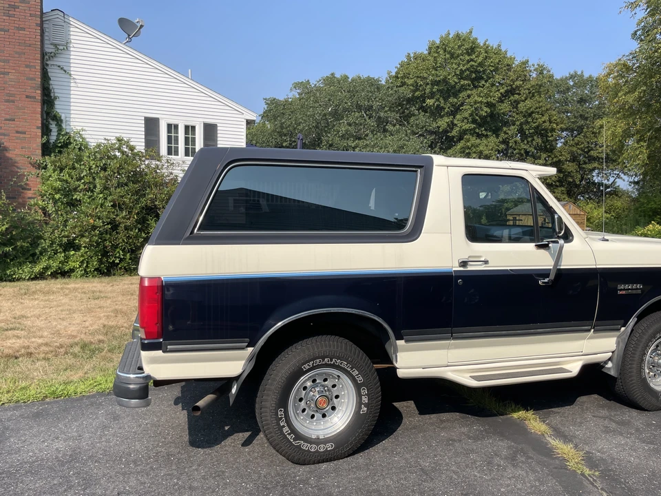 1991 Ford Bronco 4th Gen - Image 13 of 31