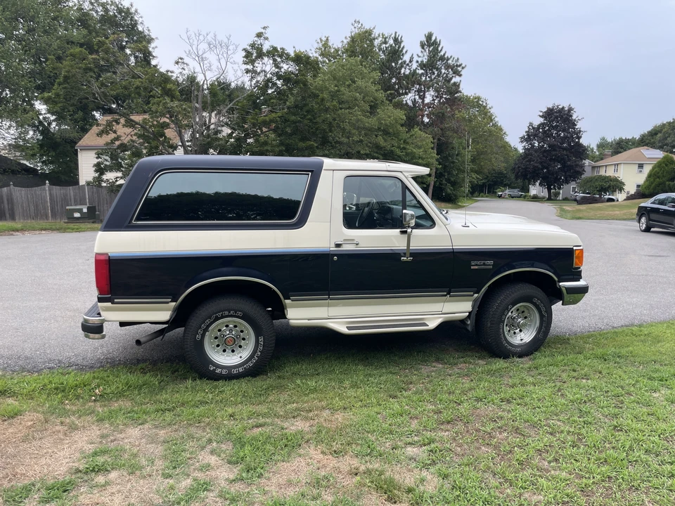 1991 Ford Bronco 4th Gen - Image 4 of 31