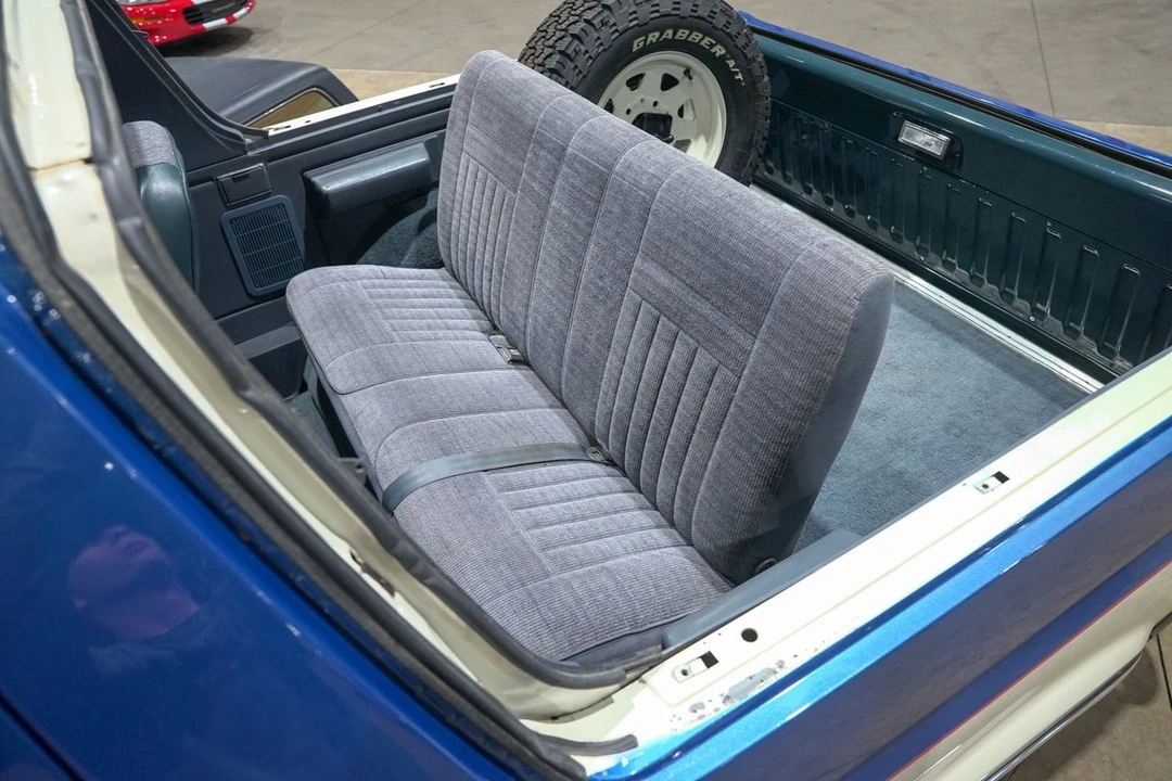 1991 Ford Bronco 4th Gen - Image 19 of 21