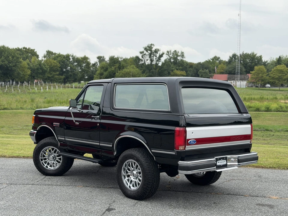 1991 Ford Bronco 4th Gen - Image 16 of 31