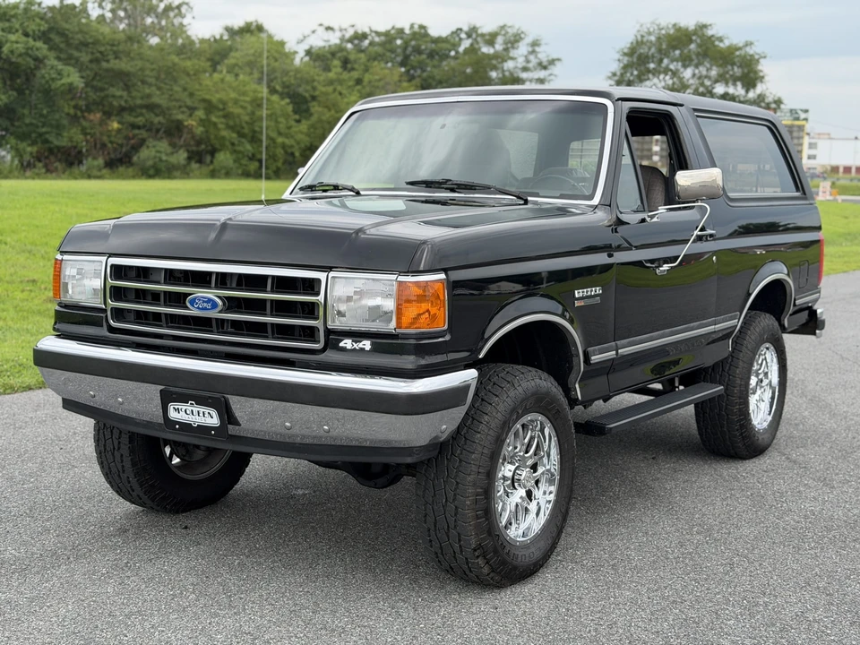 1991 Ford Bronco 4th Gen - Image 2 of 31