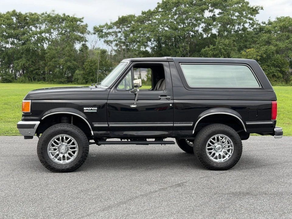 1991 Ford Bronco 4th Gen - Image 19 of 31