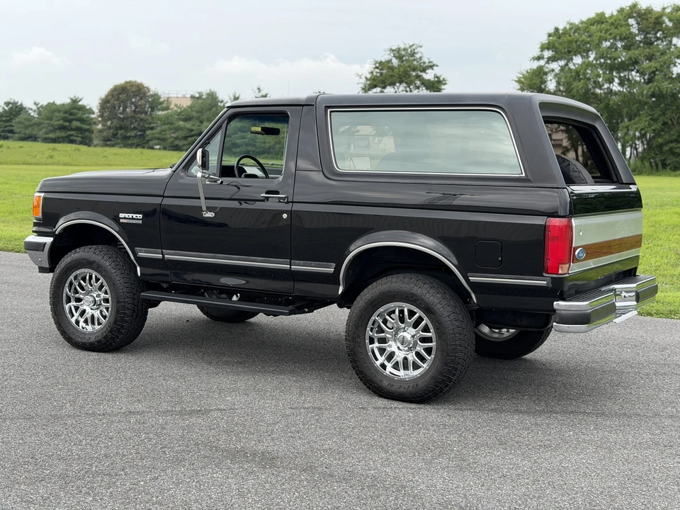 1991 Ford Bronco 4th Gen - Image 18 of 31