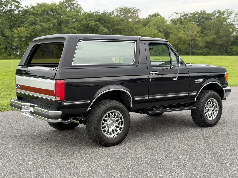 1991 Ford Bronco 4th Gen - Image 12 of 31