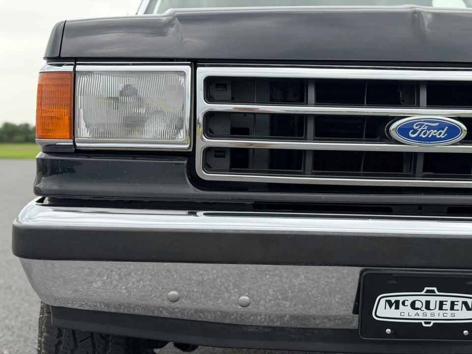 1991 Ford Bronco 4th Gen - Image 23 of 31