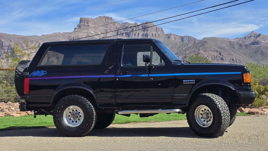 1991 Ford Bronco 4th Gen - Image 2 of 28