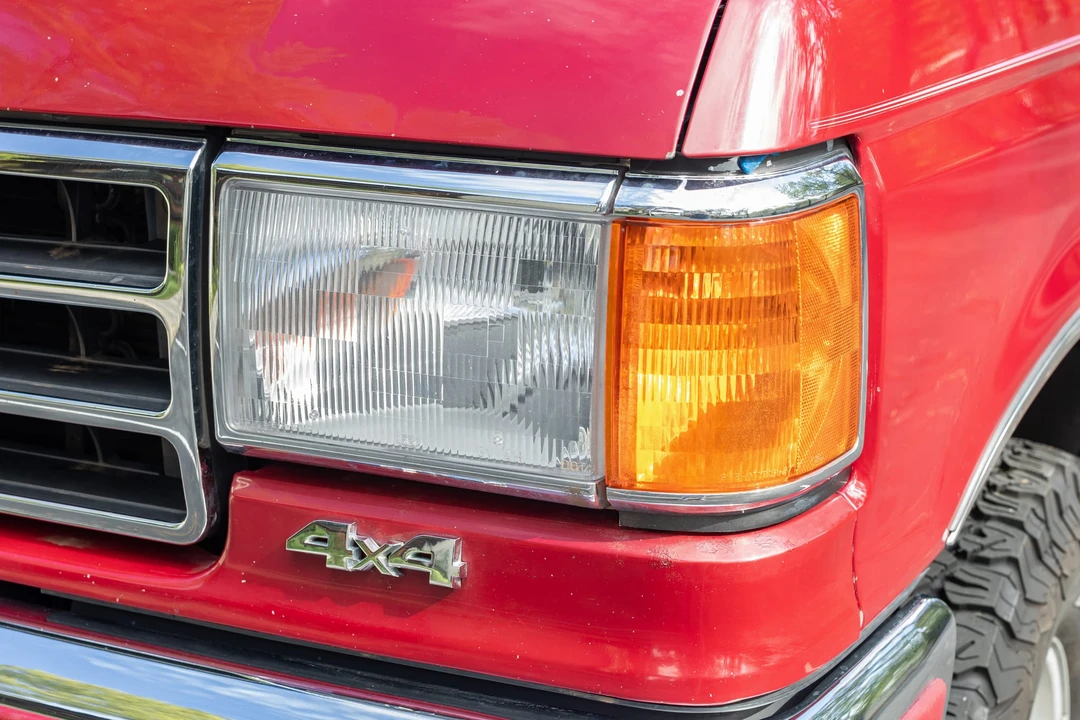 1991 Ford Bronco 4th Gen - Image 11 of 31
