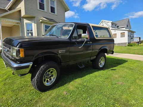 1991 Ford Bronco XLT