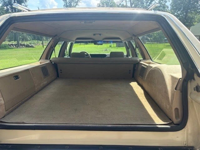 1991 Ford Crown Victoria - Image 17 of 21