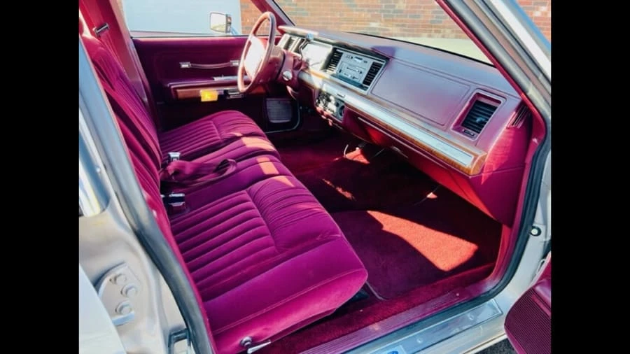 1991 Ford Crown Victoria - Image 8 of 20