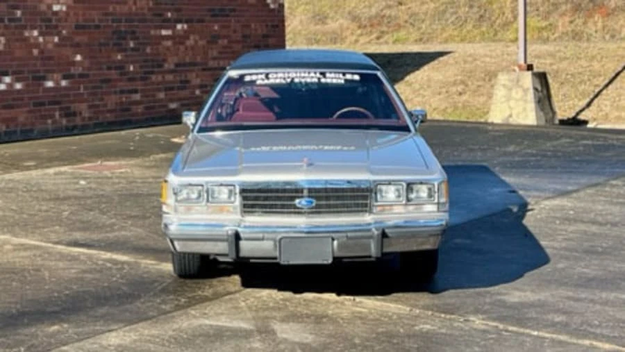 1991 Ford Crown Victoria - Image 17 of 20