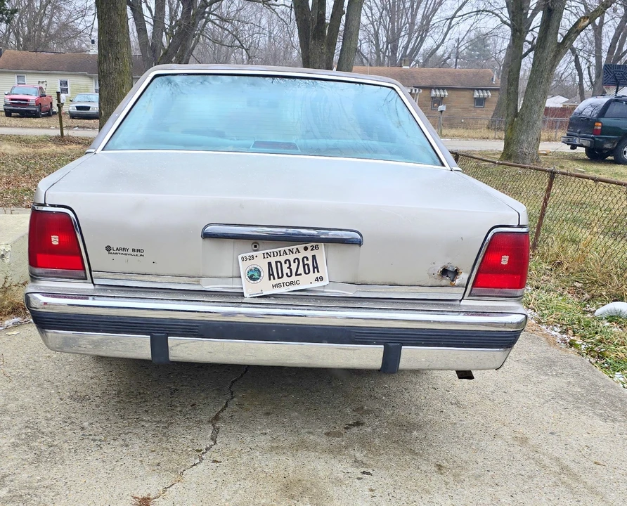 1991 Ford Crown Victoria - Image 3 of 15