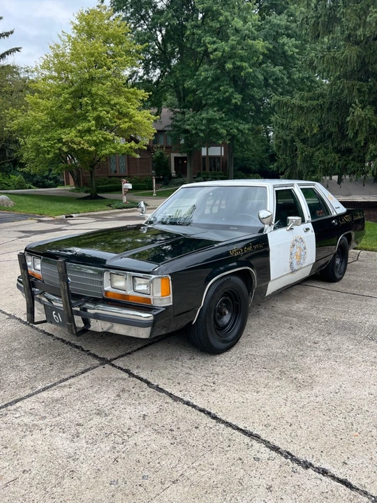 1991 Ford Crown Victoria - Image 16 of 31
