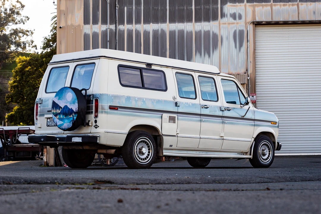 1991 Ford Econoline Van - Image 16 of 31
