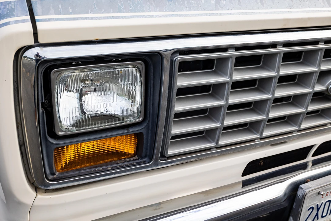 1991 Ford Econoline Van - Image 23 of 31