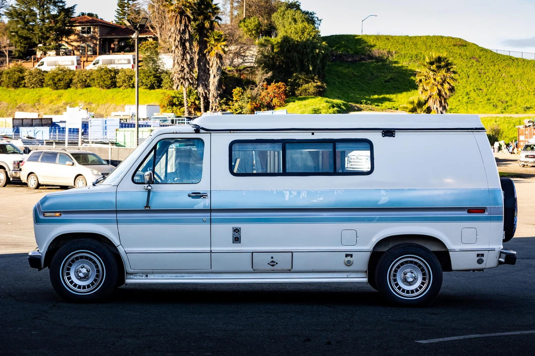 1991 Ford Econoline Van - Image 11 of 31