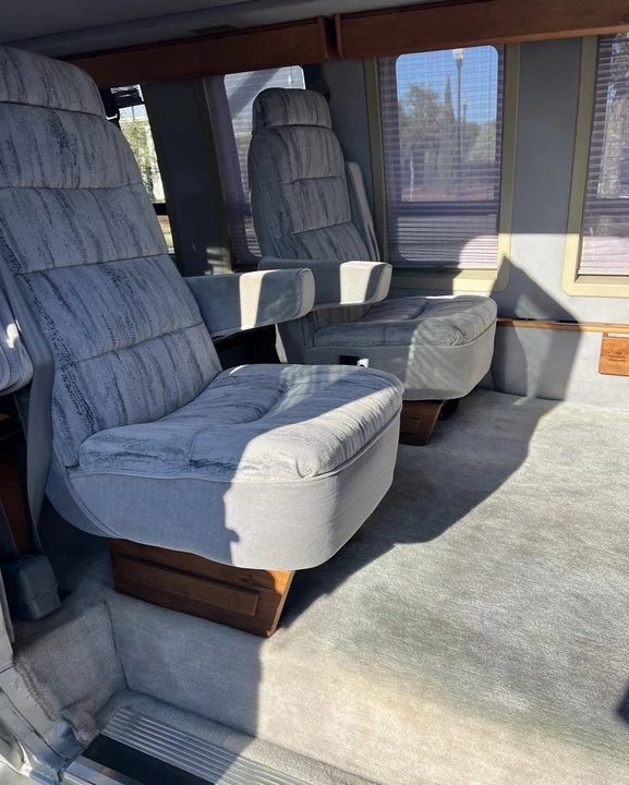 1991 Ford Econoline Van - Image 6 of 21