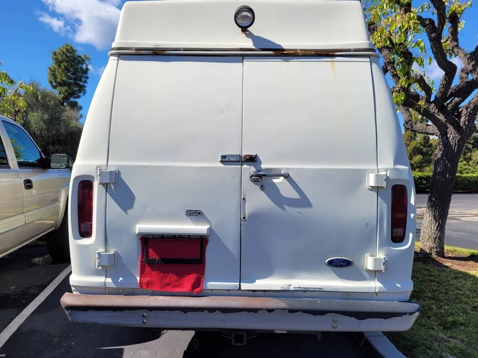 1991 Ford Econoline Van - Image 4 of 15