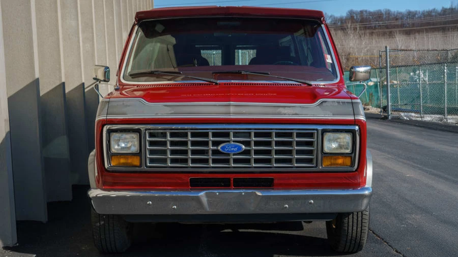 1991 Ford Econoline Van - Image 4 of 15