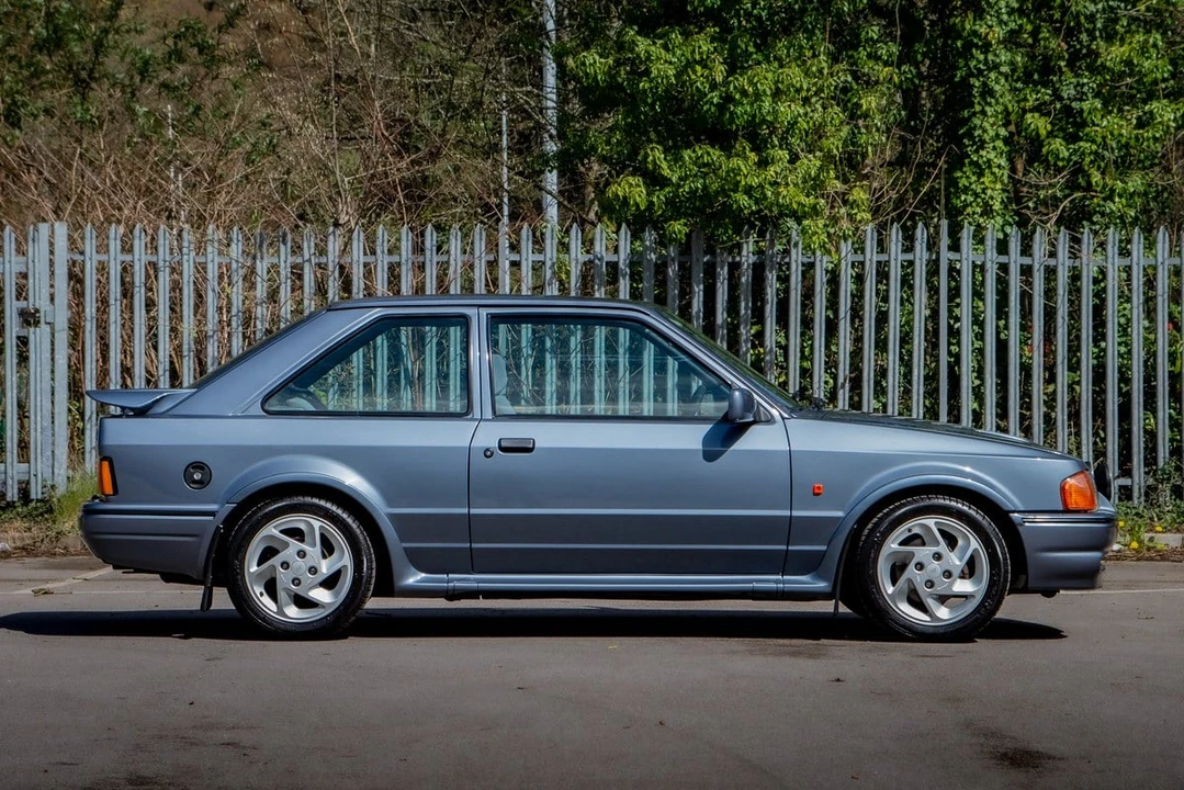 1991 Ford Escort - Image 8 of 30