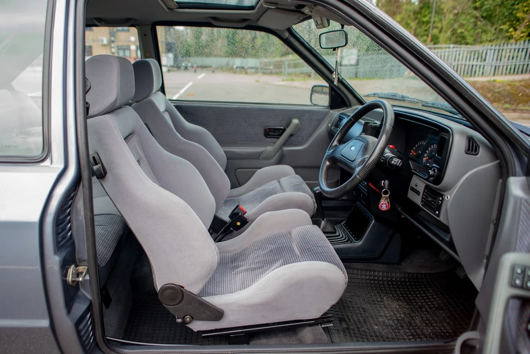 1991 Ford Escort - Image 17 of 30