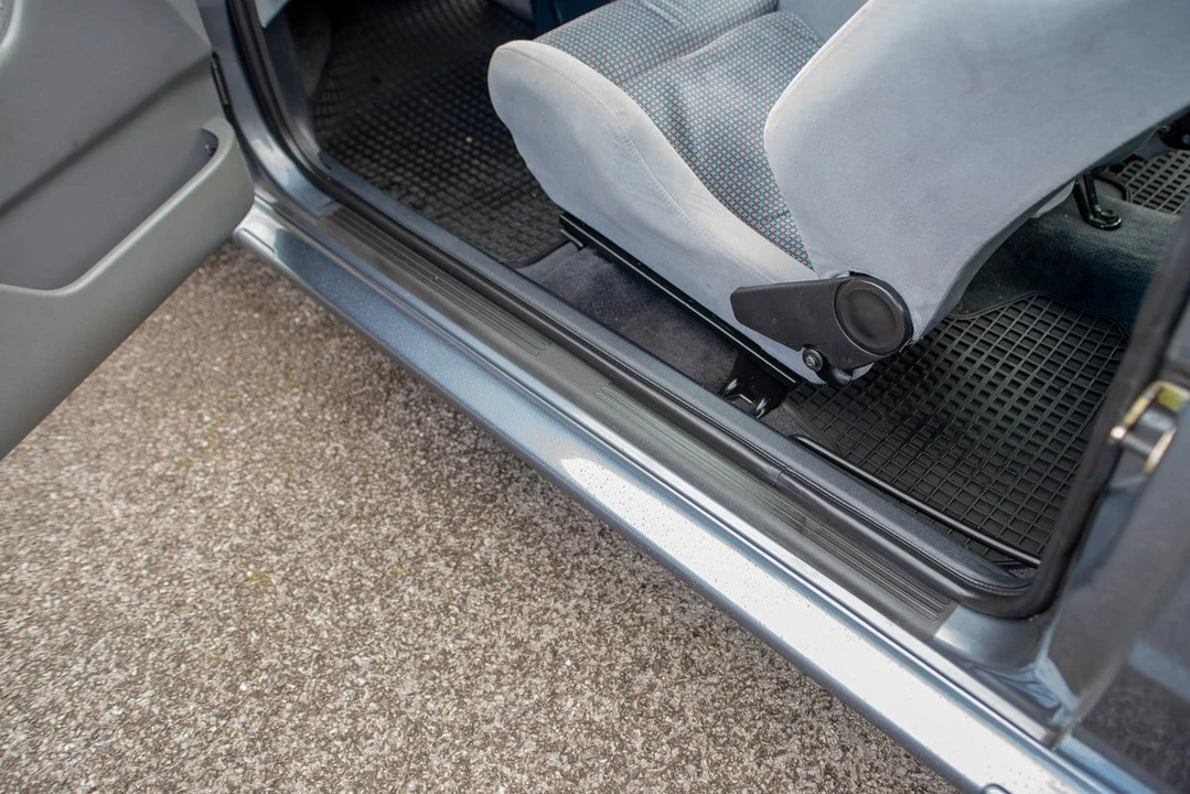 1991 Ford Escort - Image 24 of 30