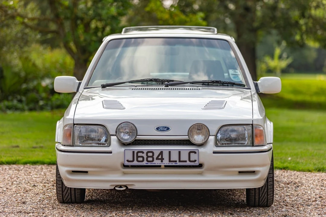 1991 Ford Escort - Image 2 of 30