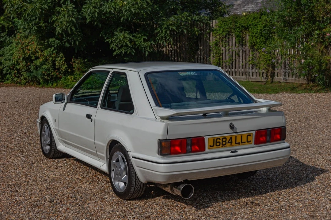 1991 Ford Escort - Image 8 of 30