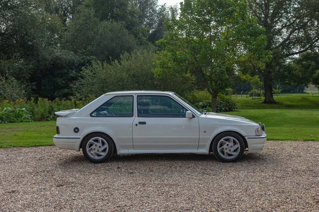1991 Ford Escort - Image 20 of 30