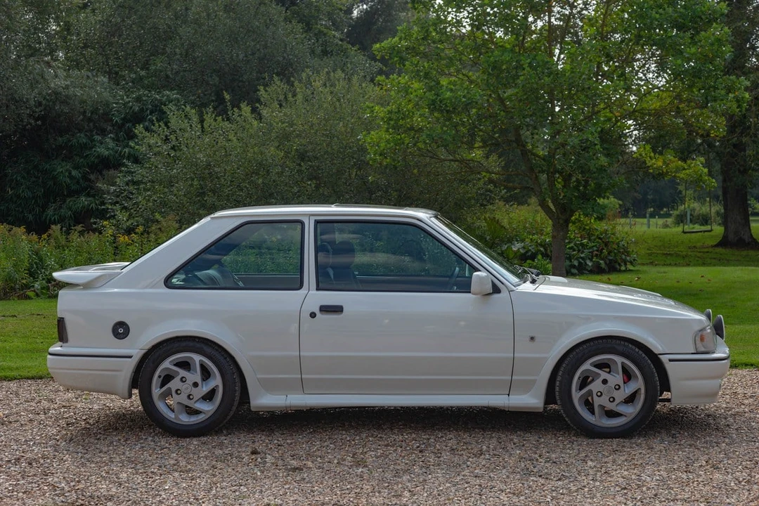 1991 Ford Escort - Image 12 of 30